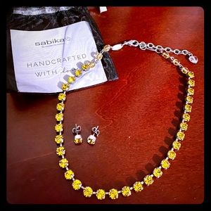 NEW! Sabika Metallic Sunshine set